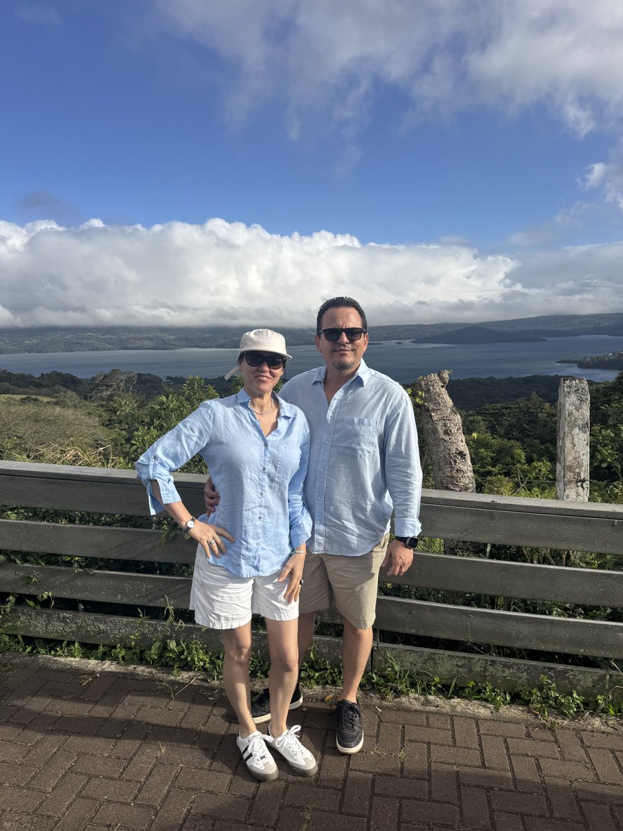 eidelrt's tweet photo. Lago Arenal, Costa Rica 🇨🇷 https://t.co/8O8t192ut5