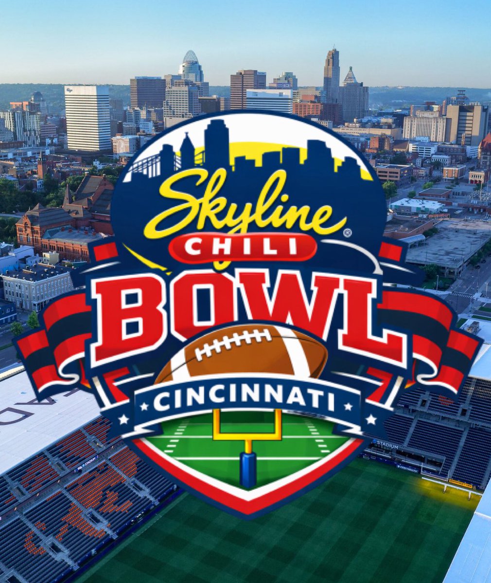 UCBarstool's tweet image. Yet another year proposing that Cincinnati host a bowl game 👀