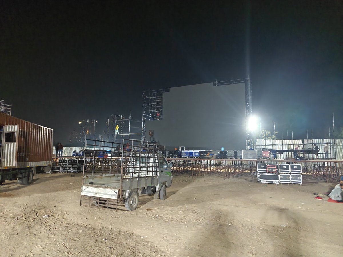 #TheRajaSaab pre release event works going on full swing

#Prabhas <a href="/MalavikaM_/">Malavika Mohanan</a> <a href="/AgerwalNidhhi/">Nidhhi Agerwal</a> <a href="/MusicThaman/">thaman S</a> <a href="/vishwaprasadtg/">Vishwa Prasad</a> 

Event by <a href="/shreyasgroup/">Shreyas Media</a>