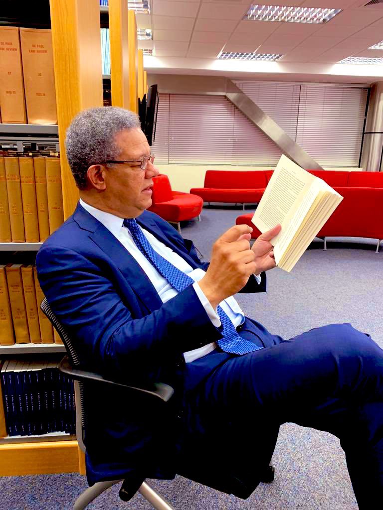 Feliz cumpleaños para mi líder Leonel Fernández.