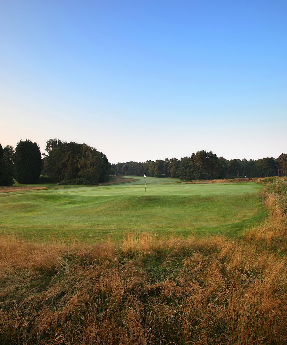 Perhaps the noblest of the London-area heathland courses, Sunningdale’s Old course is a charming, tree-lined track dotted with heather patches and ingeniously placed bunkers. Willie Park Jr. crafted the 6,660-yard par-70 layout in 1901; later, club secretary-turned-architect