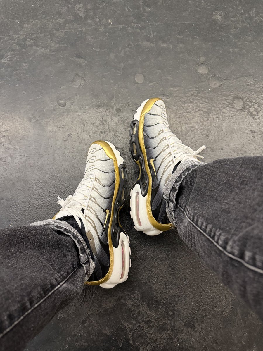 daddycooltn's tweet photo. Christmas Time!!! 

#gay #kiffeur #whitesocks #tnlover #gaykiffeur #sk8terboy https://t.co/9U2nYiZmCZ
