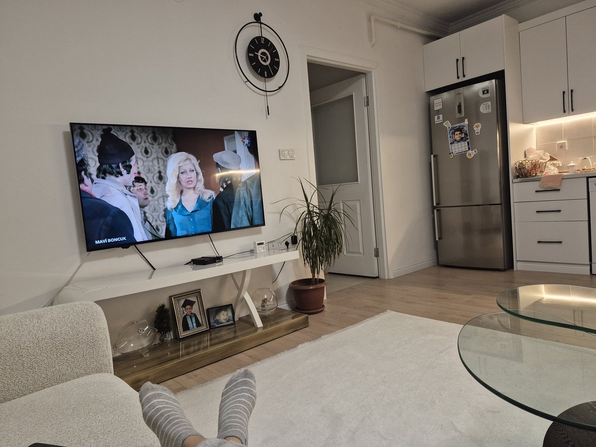 #star da mavi boncuk izliyom. #EmelSayın güzelliği #TarıkAkan yakışıklılığı