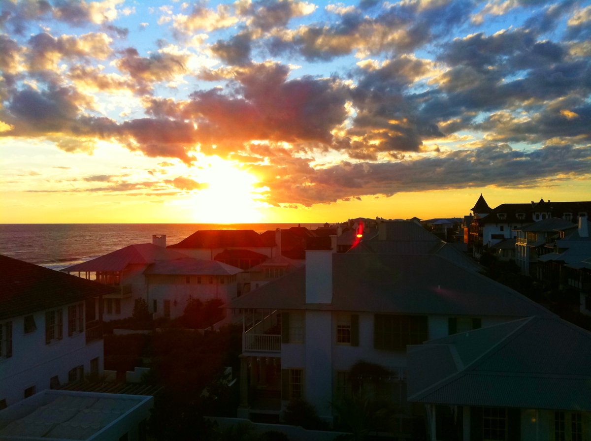 Gulf Coast Getaways tweet media