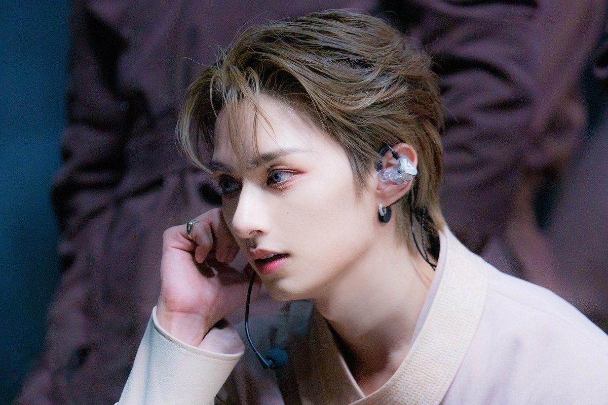 문준휘 얼굴 tweet media