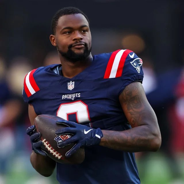 SavageSports_'s tweet image. BREAKING 

per: @Patriots 

WR Kayshon Boutte
WR Mack Hollins
OLB Harold Landry
LB Robert Spillane
DT Khyiris Tonga 
LG Jared Wilson

Have all been ruled OUT for Sundays game against the Jets.  

😳