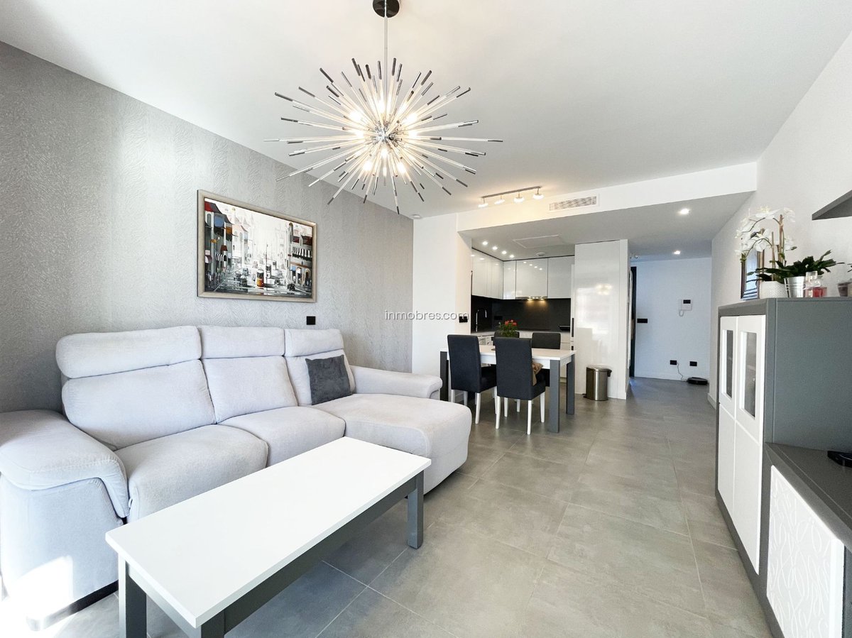 Inmobres's tweet image. 🏡 ¡Amplio apartamento en venta en Calpe!
🛏️ 2 🛁 2 baños
🏊‍♂️ Piscina comunitaria 🎾 Pista de pádel y Parque infantil
💰 425.000€ 🔎0676bres

🌐 inmobres.com/es/apartamento…

#Calpe #inmobres #Apartamento #CostaBlanca #Inmobiliaria