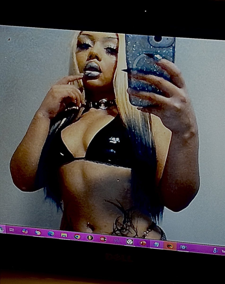 uhlysia's tweet image. cyberotika👾