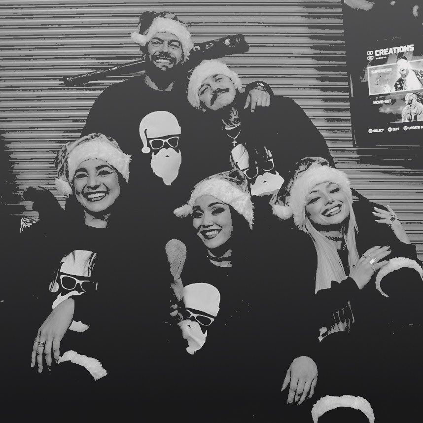 DlRTYDOM's tweet image. this fam &amp;gt;