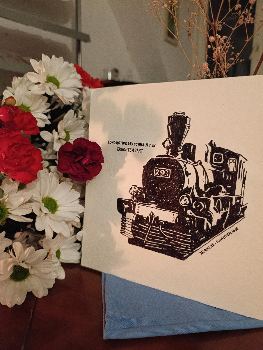 Klassenbildung1's tweet photo. Danke für die Einsendung: ››Die Lokomotive 293 schnauft in erhöhtem Takt‹‹ https://t.co/NbaRy5ItwE