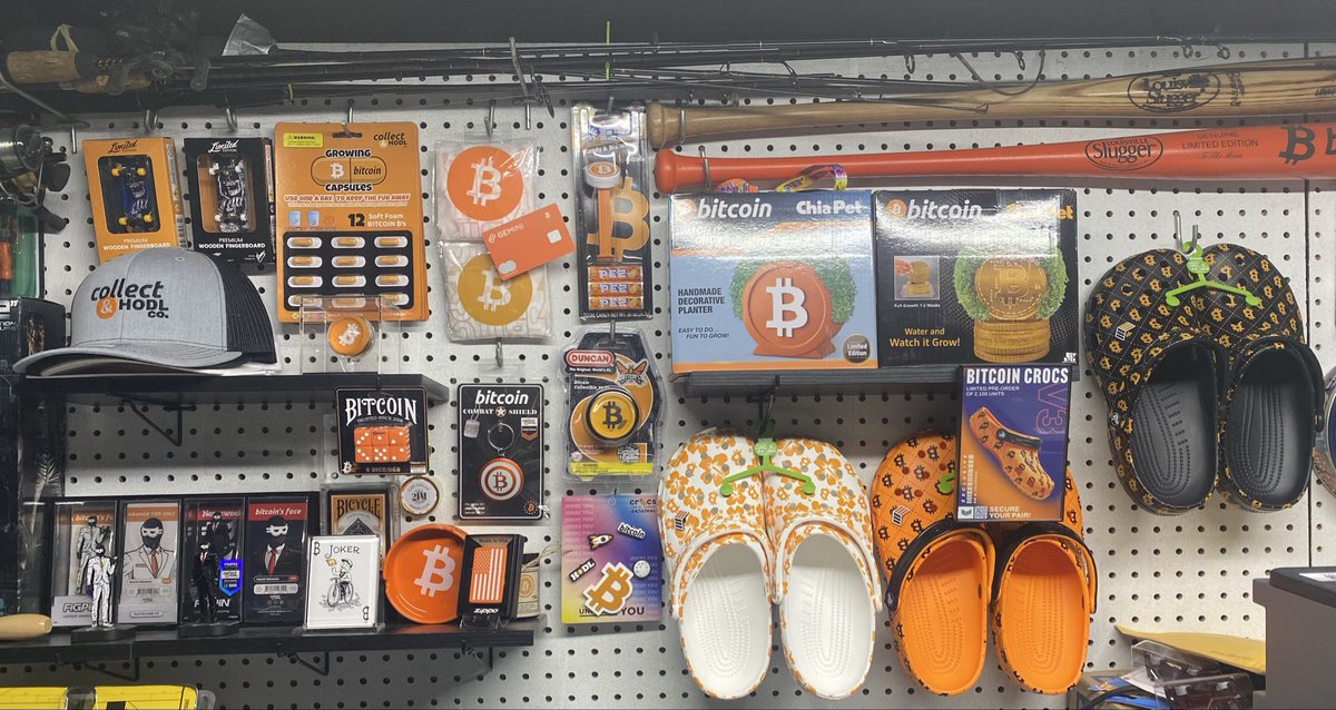 Collect & HODL tweet media