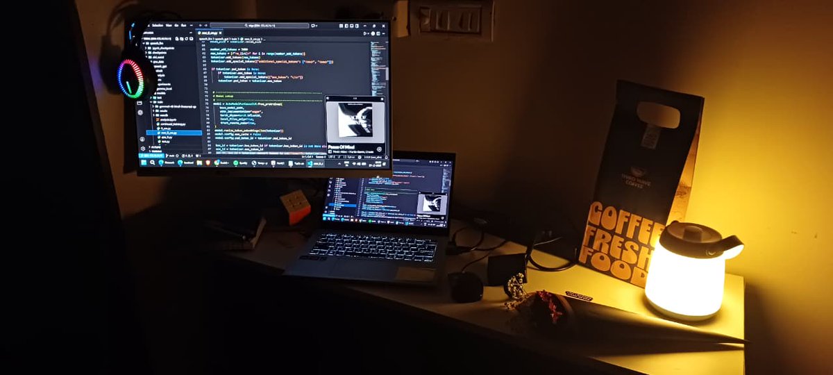 This is where i tweet from

(new place, minimal setup)