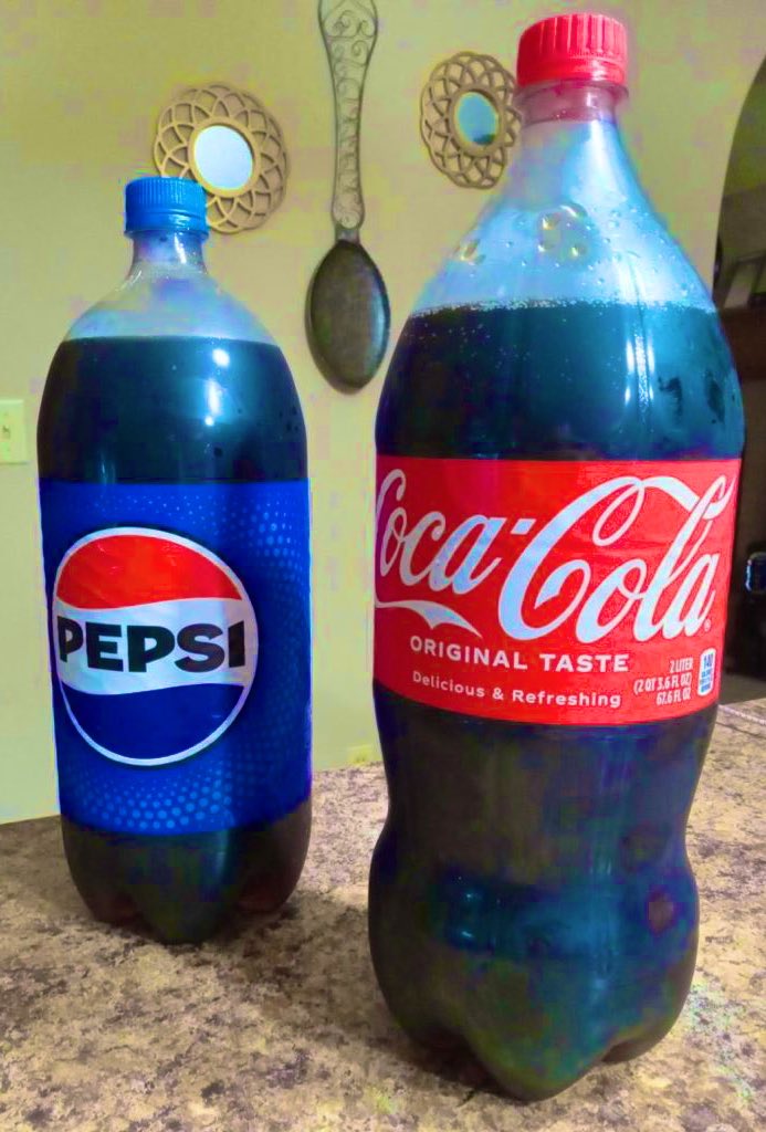 FoodPleaser's tweet image. Alright, let’s settle this once and for all……….. Pepsi or Coke?