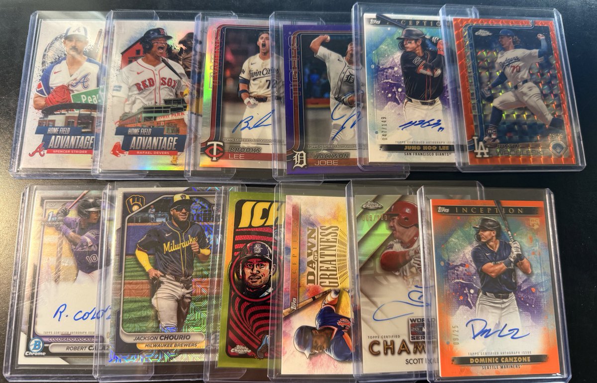 Lynchcardsales's tweet image. 1/3 BIG ANNOUNCEMENT ❗️❗️❗️
Tonight will be the first night of my 3 sale marathon. 
The plan is to have a sale tonight, Saturday , and Sunday, with Sunday having the biggest cards like the slabs. The pics are a very small preview 
RT for a chance to win the packs