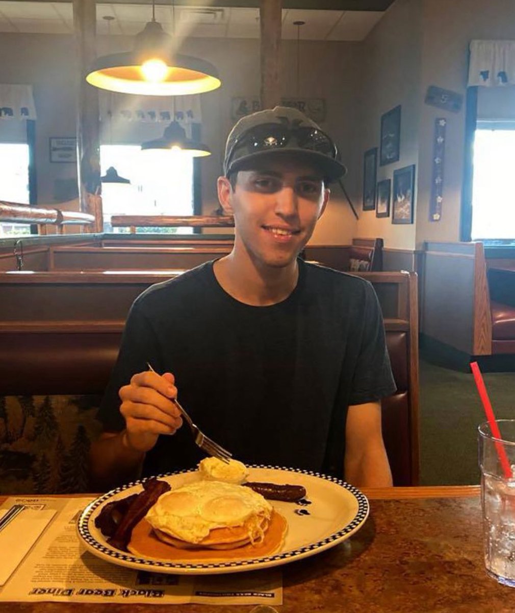 Andrik (@000andrik) on Twitter photo 