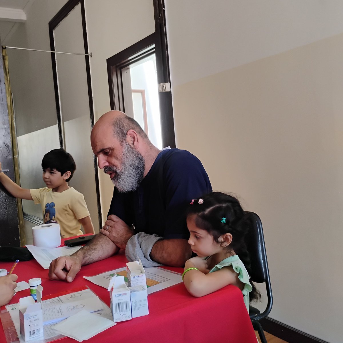 MusulmanesC's tweet photo. Hoy viernes realizamos un operativo gratuito de salud preventiva en la Mezquita de Viña del Mar, Allah acepte está obra y conceda fé y salud a nuestra comunidad en Chile. https://t.co/pJBvuyMe3Q