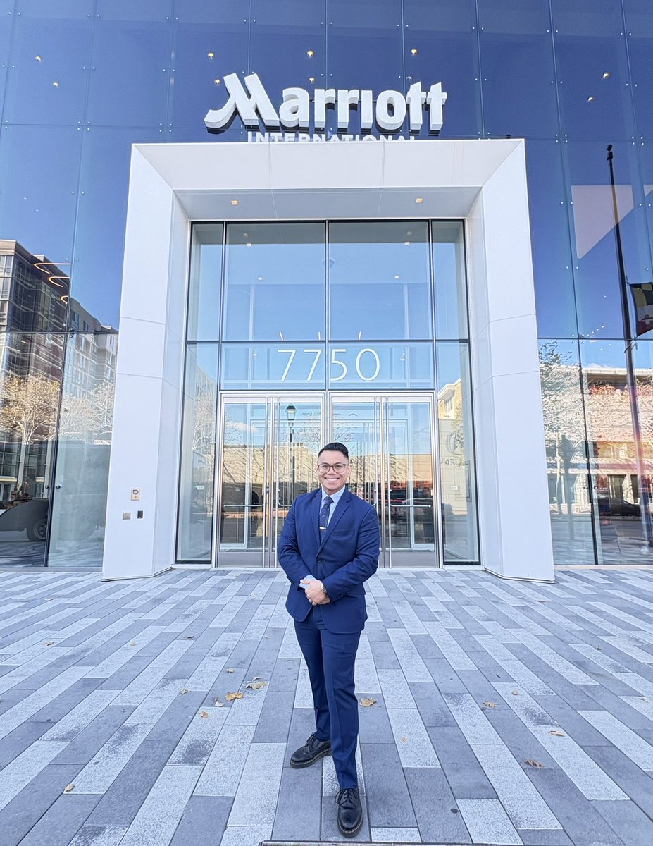 michael_varias's tweet photo. Headquarters #Marriott https://t.co/Z9yPO9H8ZY