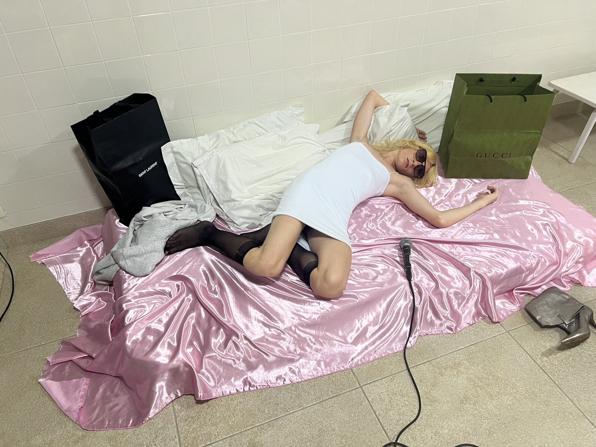 Fameless interview w/ Terapia