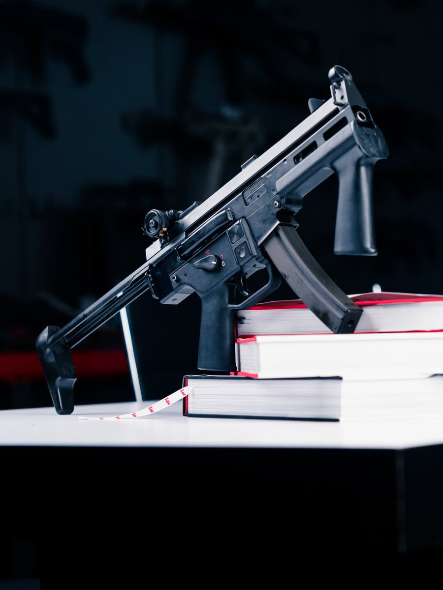 Friday Regram by @1911syndicate on IG

Got SMG?