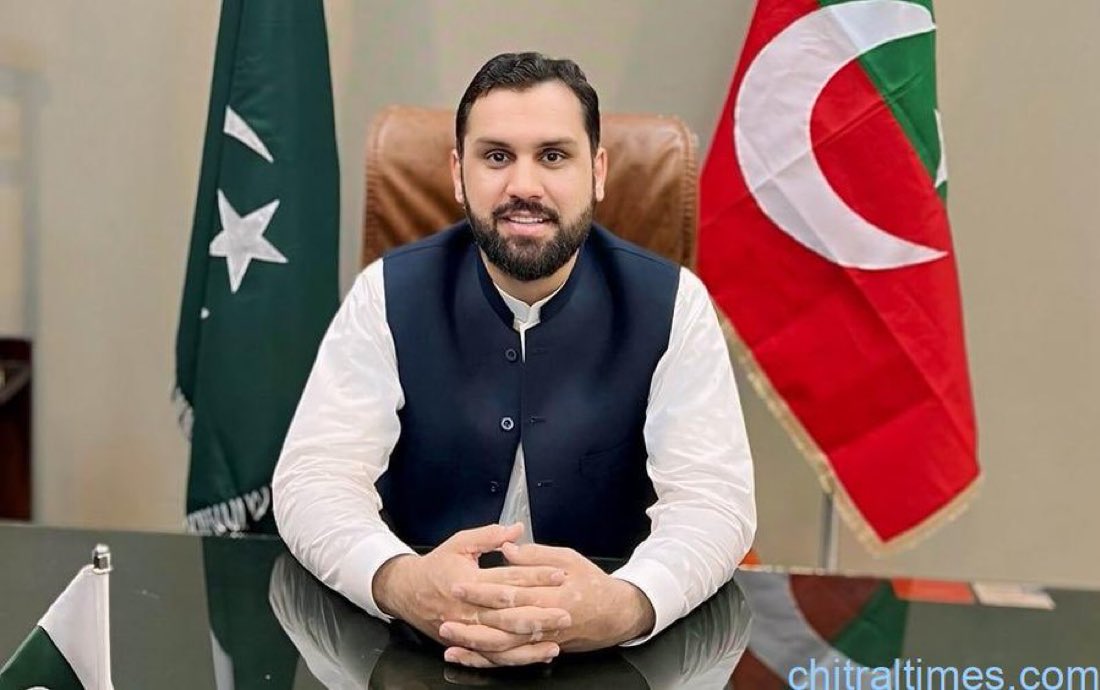 balochi5252's tweet image. راضی تیرے تے جوانا
@MeenakhanAfridi