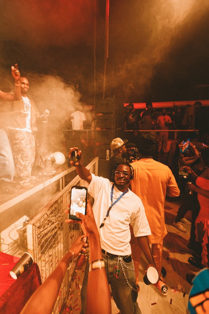 Insert night fakkkkkkk🙂‍↕️