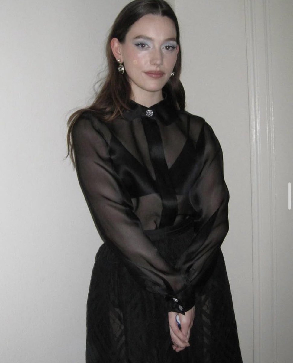 HIDINGPRO's tweet image. much better, Слава богу.