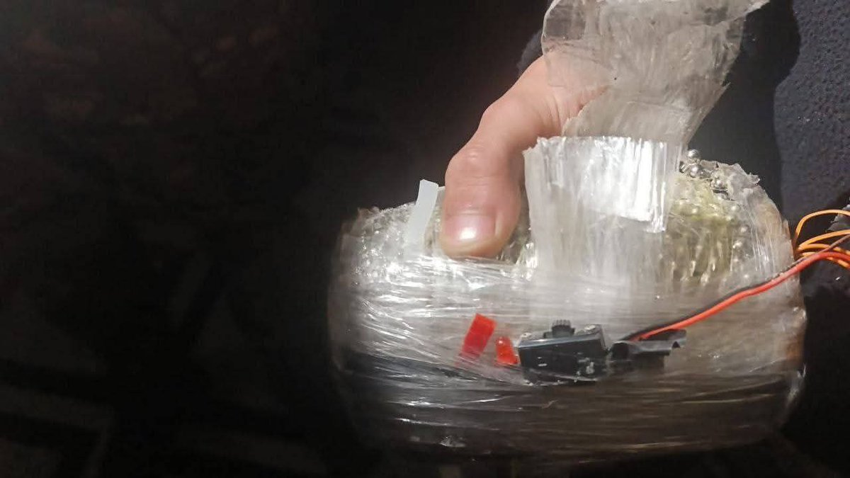 🔴 Suriye ordusu, Tişrin Barajı hattında PKK'lı teröristlere ait birçok dronu düşürdü.