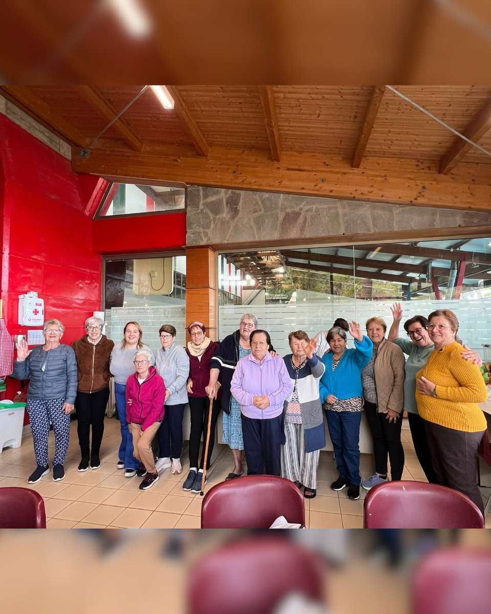 eccaedu's tweet photo. 💙 Concluimos el proyecto #IsleniorAprende. Han sido meses de aprendizaje, pero sobre todo de convivencia y momentos compartidos. Gracias al equipo técnico y a quienes han participado por su energía. 🙌 Gracias @Cabildotenerife @accionsocialtfe #iasstenerife y @Sinpromi. https://t.co/dGJ8x7v0oP
