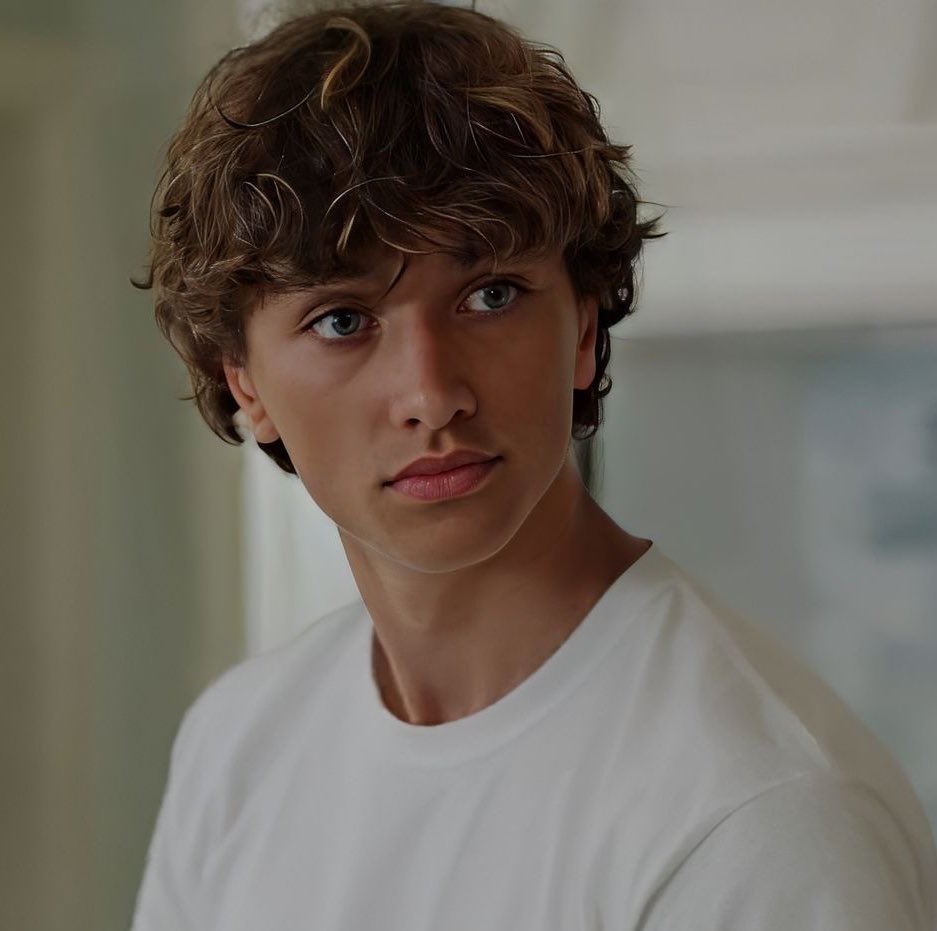 sunsetloves_'s tweet image. jeremiah