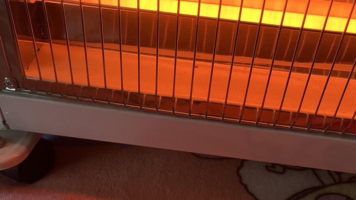 أحدهم زرف مدفأتي فزرفت أنا مدفأة أحدهم🤨;