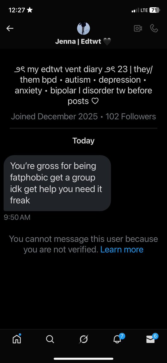 beascalories's tweet image. do... people genuinely think i'm fat phobic bc of this post ..? this CLEARLY joke post? u guys ... i'm NOT FATPHOBIC ITS SANTA.