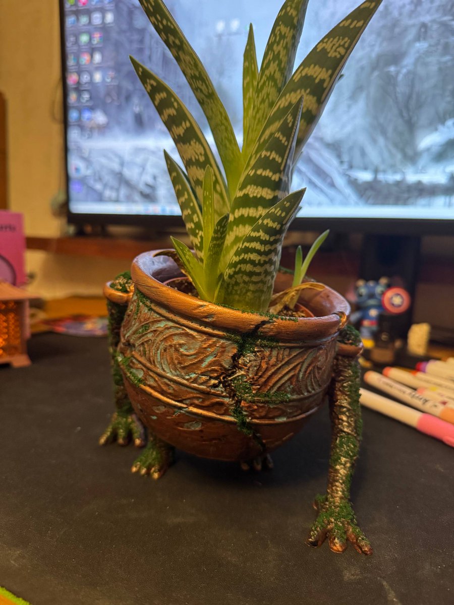 CuteRaccoo's tweet image. Buying a 3D printer opens up unlimited possibilities… including printing Iron Fist Alexander
#3D #model #eldenring