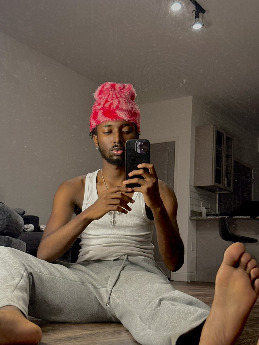 tajunooo's tweet image. you see it too?