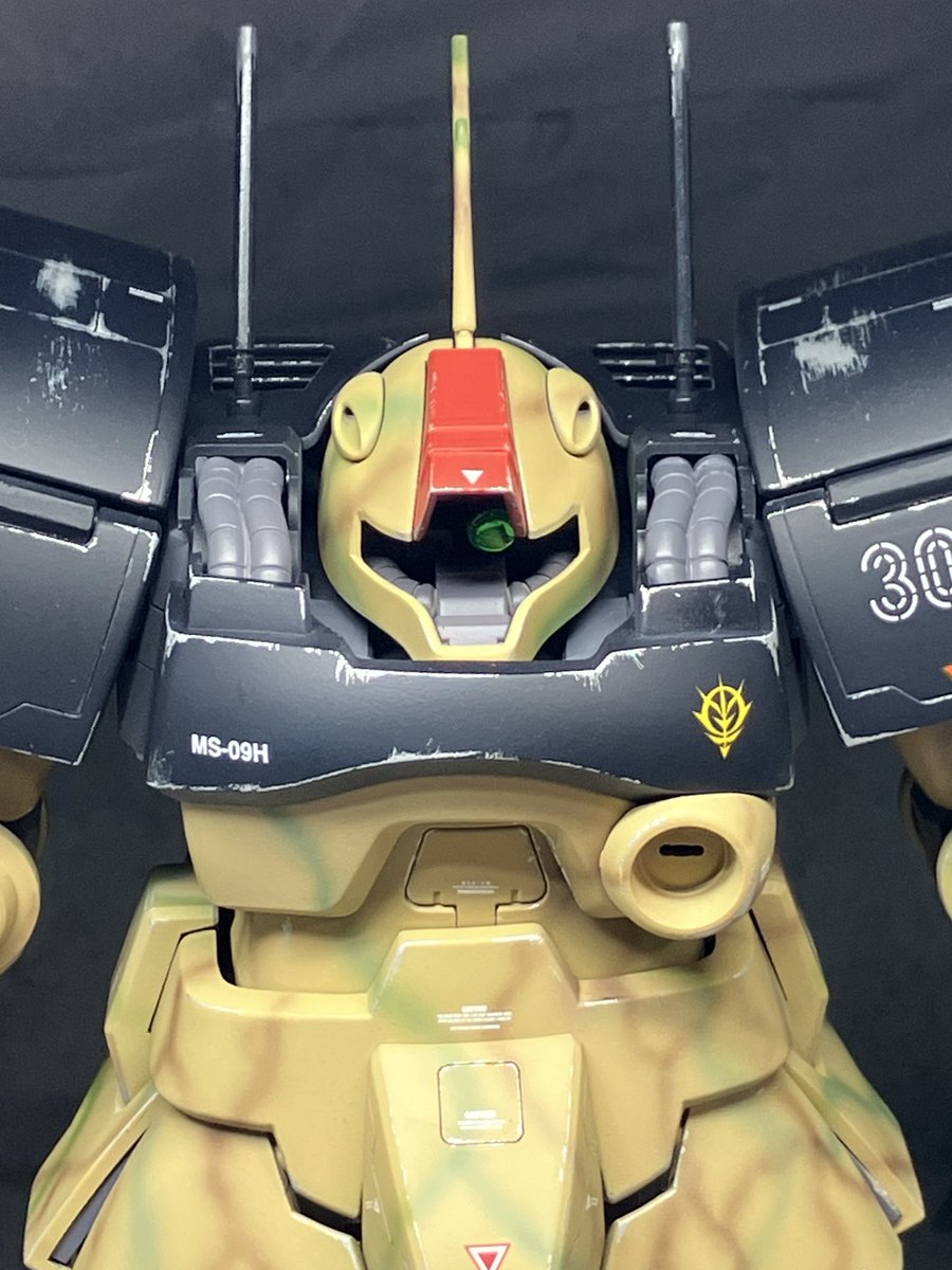 ドワッジ改、塗装完了しました。後はウェザリングを…。そのまま残したい気もしますが…汚します😊
#ガンプラ
 #ドワッジ