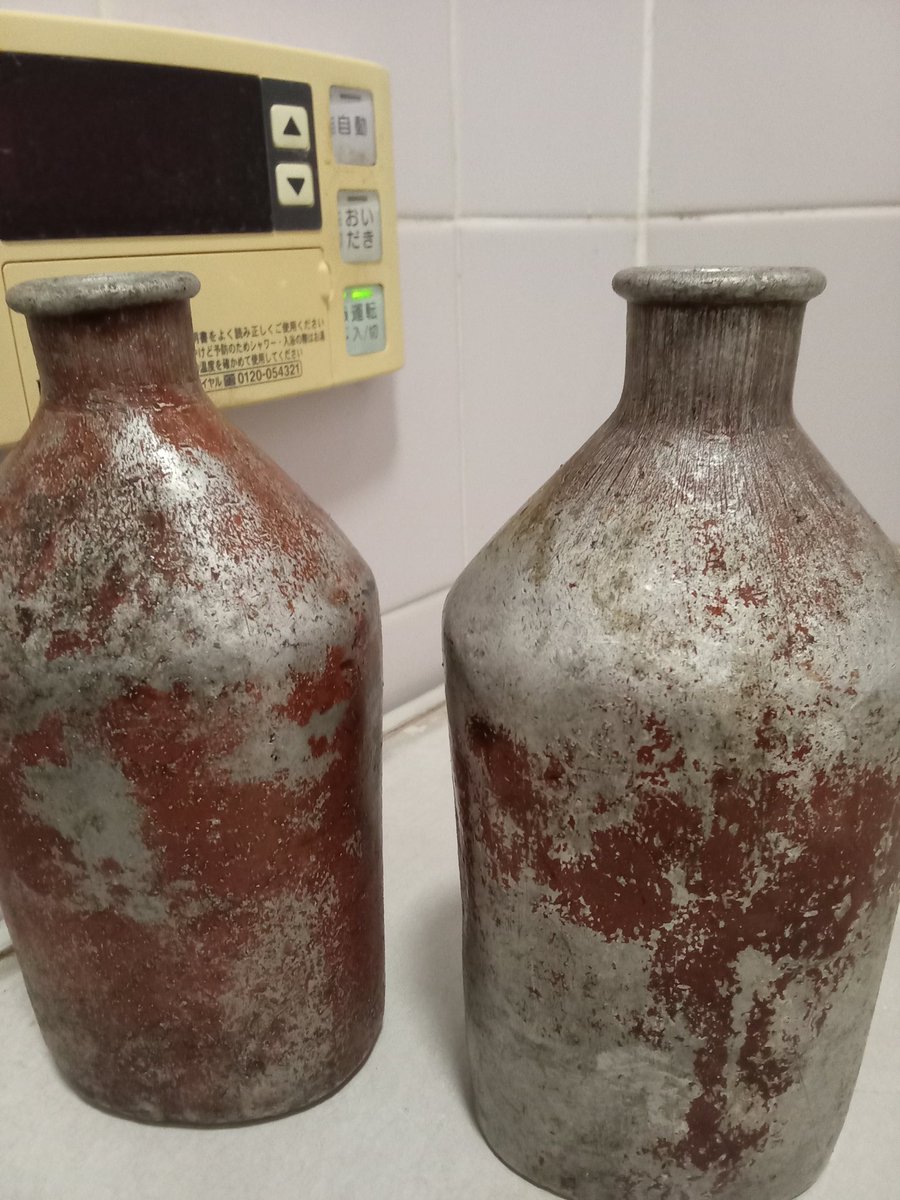 徳利 詳細不明 今でこそ評価が変わり売れるようになってきた徳利水筒。昔「三十年程前