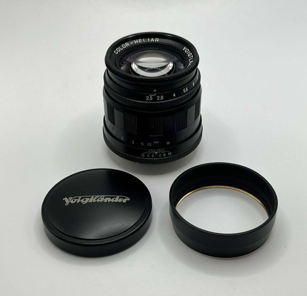 商品紹介🍀 『VOIGTLANDER COLOR-HELIAR 75mm F2.5 MC BLACK
