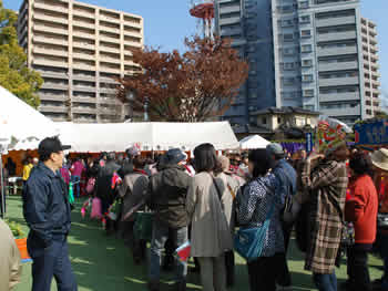 chikugo7koku's tweet photo. 【筑後七国】令和8年1月のイベント情報（2/2）

◆20日（火） 二十日えびす大祭
◆24日（土） 大川音楽祭二次予選
◆25日（日） 白秋生誕祭
◆31日（土）・2月1日（日） さげもん展示即売会

詳細情報
https://t.co/pCuW0l1kNW https://t.co/cUbYOtPvU2