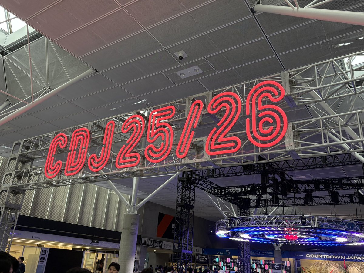 テンション上がってｷﾀｰ♪───O（≧∇≦）O────♪ I Love Rock🎸♪