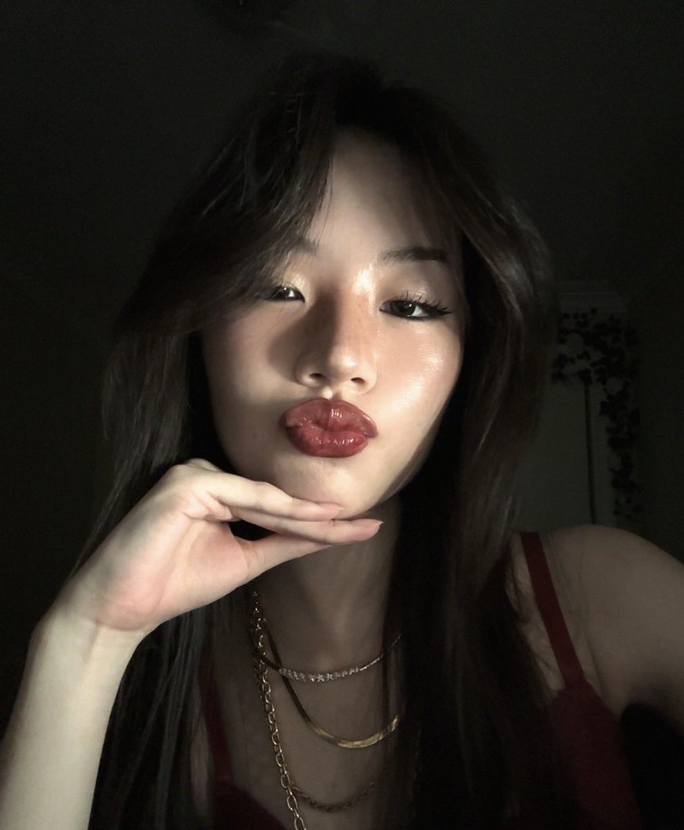 𝑁𝑎𝑜𝑚𝑖 ☆ tweet media
