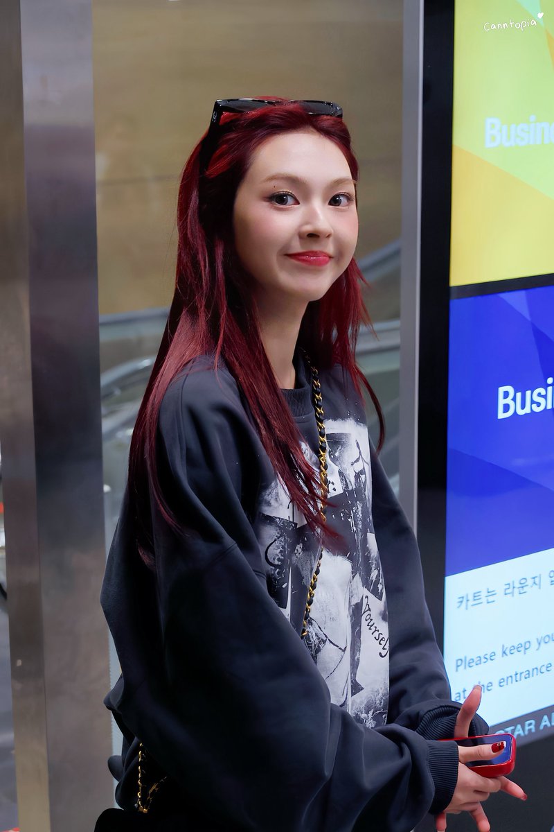 今日もきゃわいいね❤️私も赤髪にしたい❤️