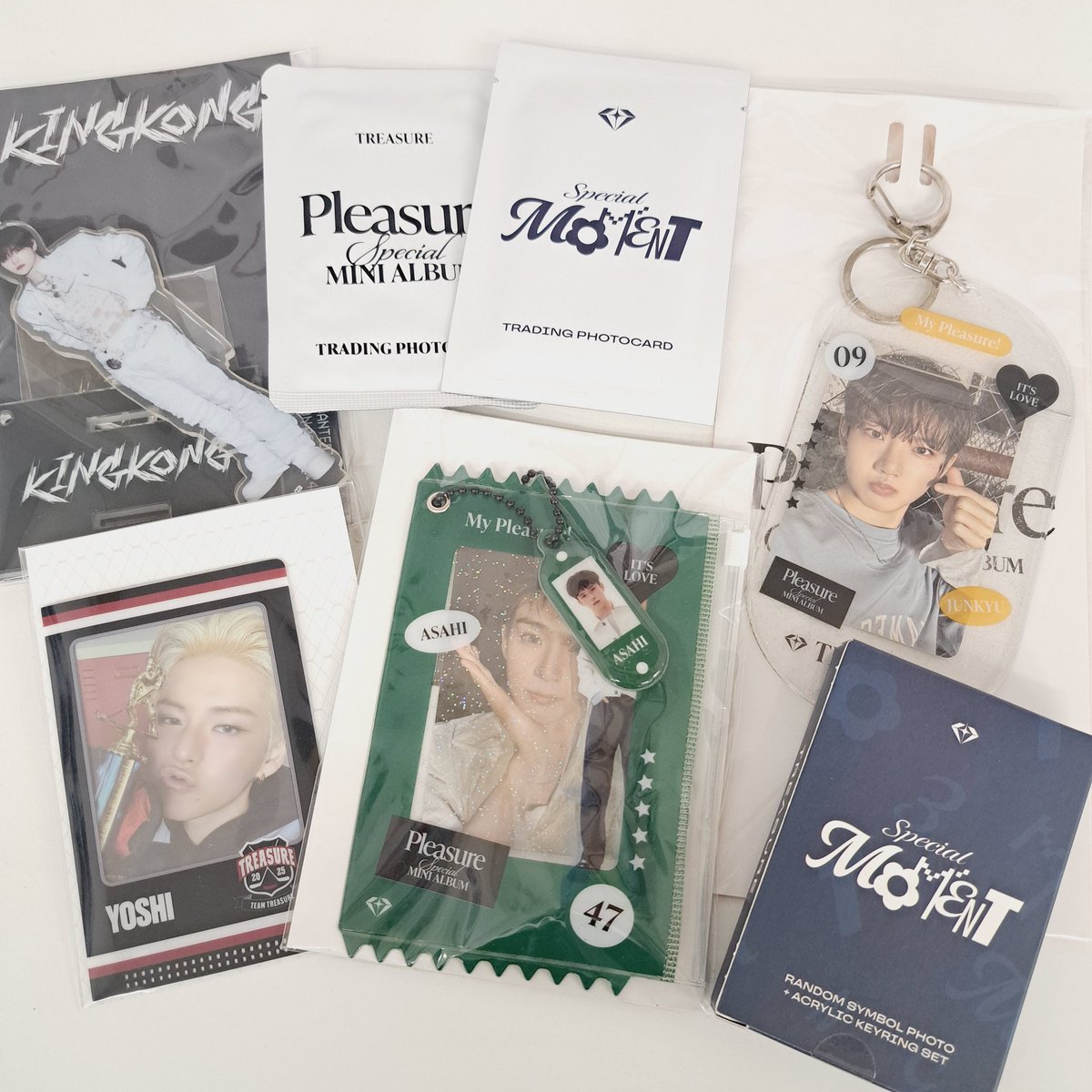 💎TREASURE💎 グッズ、アルバム発売中‼️ #新大久保 #モイザ #TREASURE