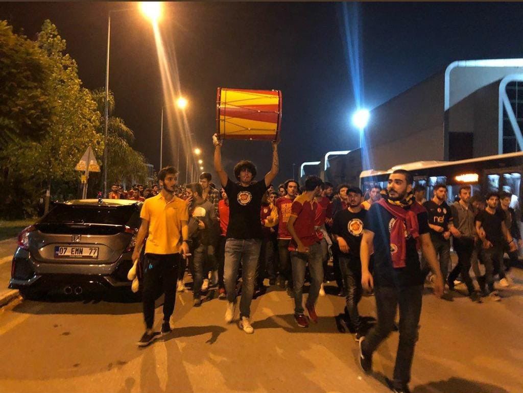 ultrAslan UNI AKDENIZ tweet media