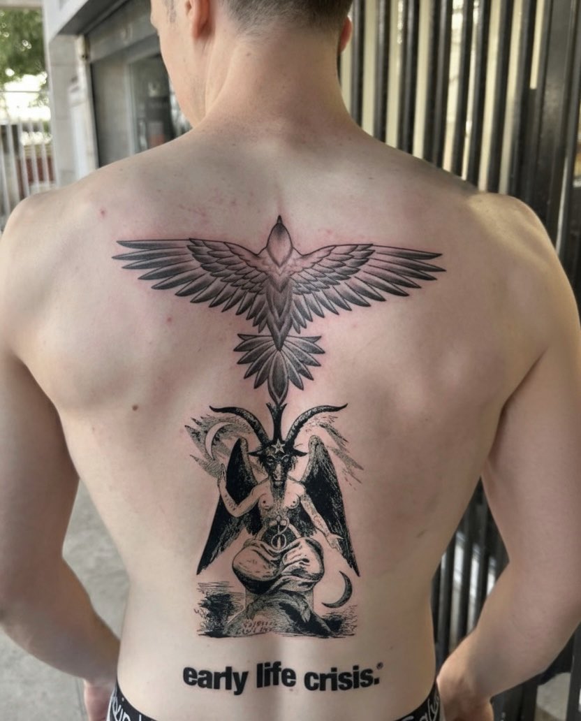 nettcentral's tweet photo. Tatted with some new ink ✍️

Hurt so bad but it looks amazing in my opinion 🧘 https://t.co/4cR8ByvsHu