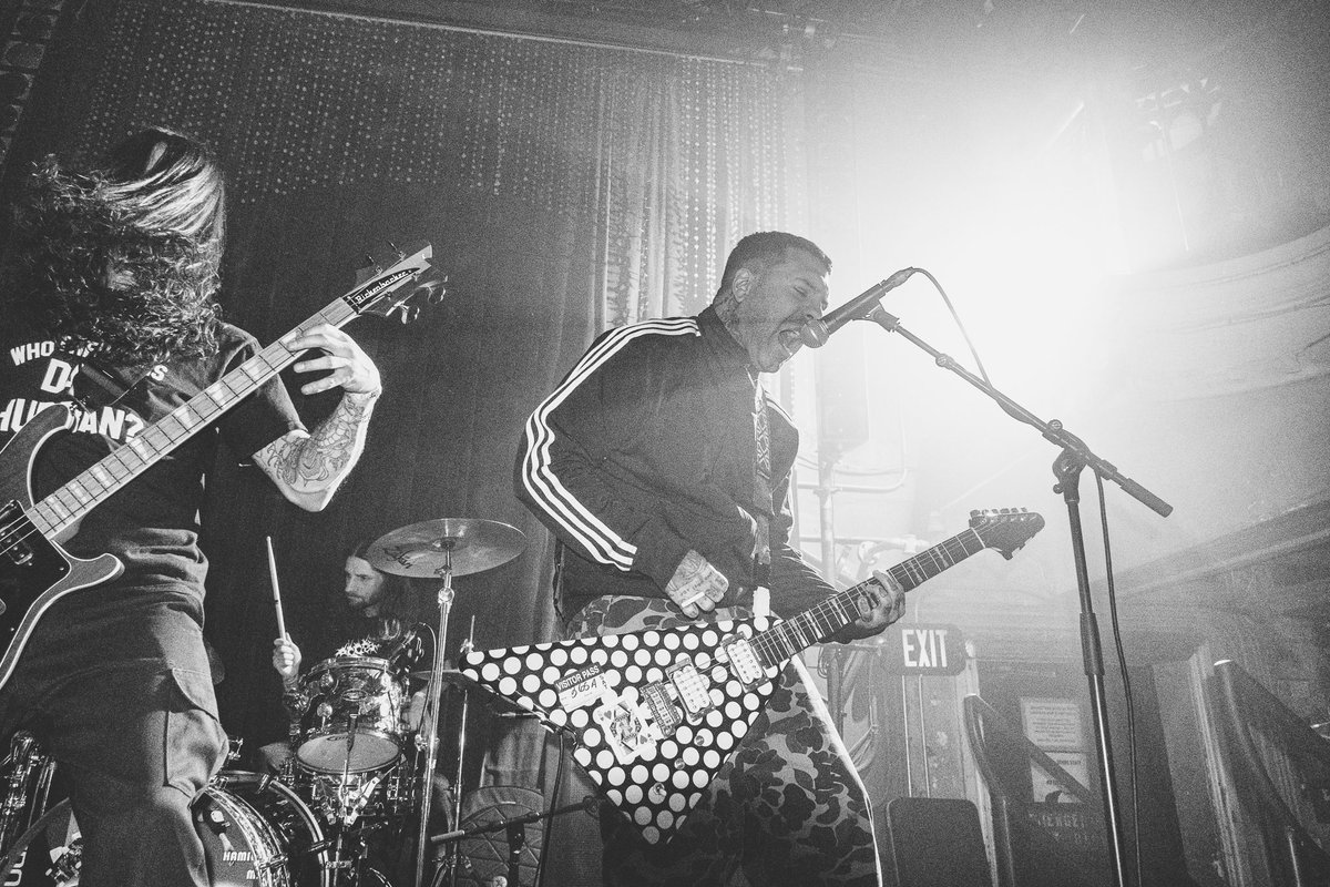 Ultra-Lite tweet media