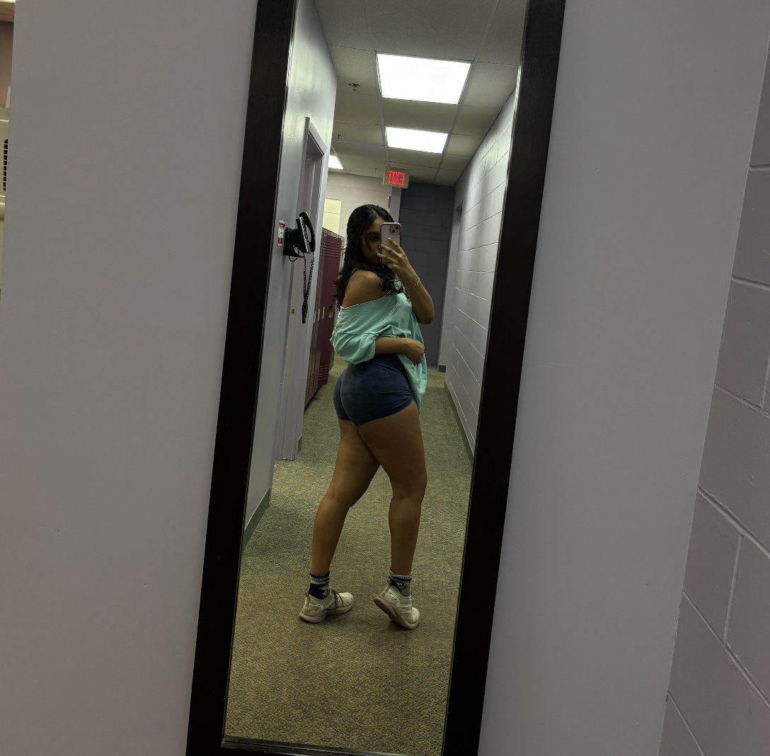 champxgnebxby's tweet photo. post chrizzmizz pump pics for u guys <3
#gymtwt #promotwt #gymprogress #legprogress #glutes #gains https://t.co/6b7oasOyoF