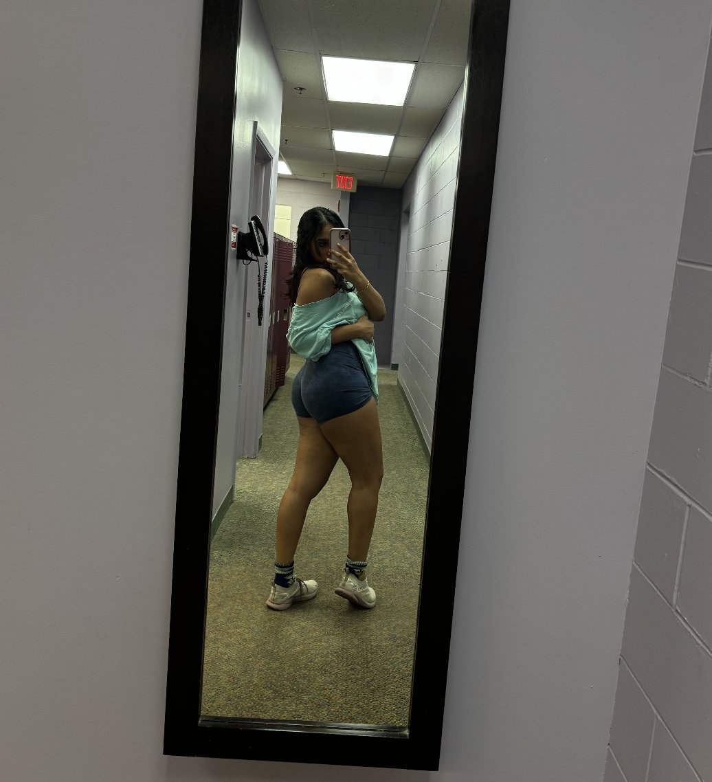 champxgnebxby's tweet photo. post chrizzmizz pump pics for u guys <3
#gymtwt #promotwt #gymprogress #legprogress #glutes #gains https://t.co/6b7oasOyoF