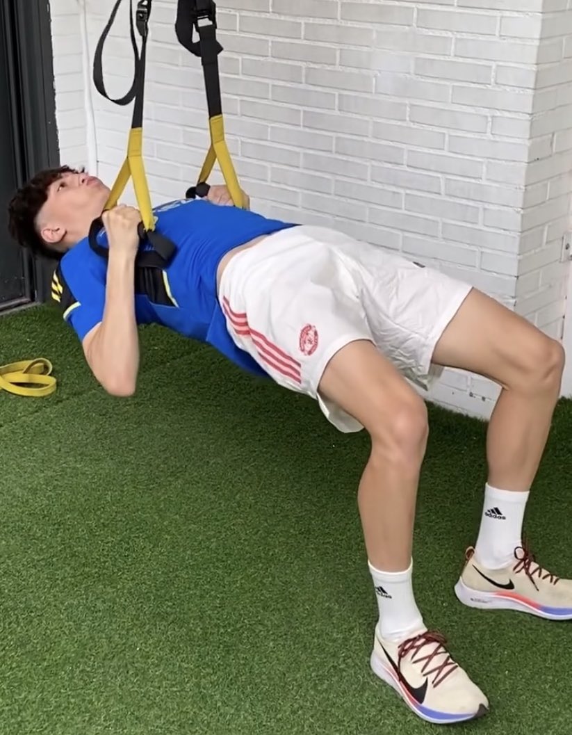 StraightArchive's tweet image. 