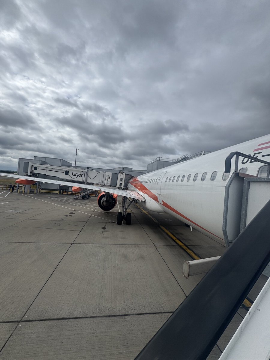 C.B Visuals tweet media