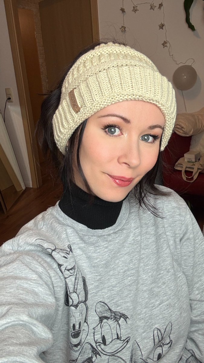 Ronya_Rabe tweet media