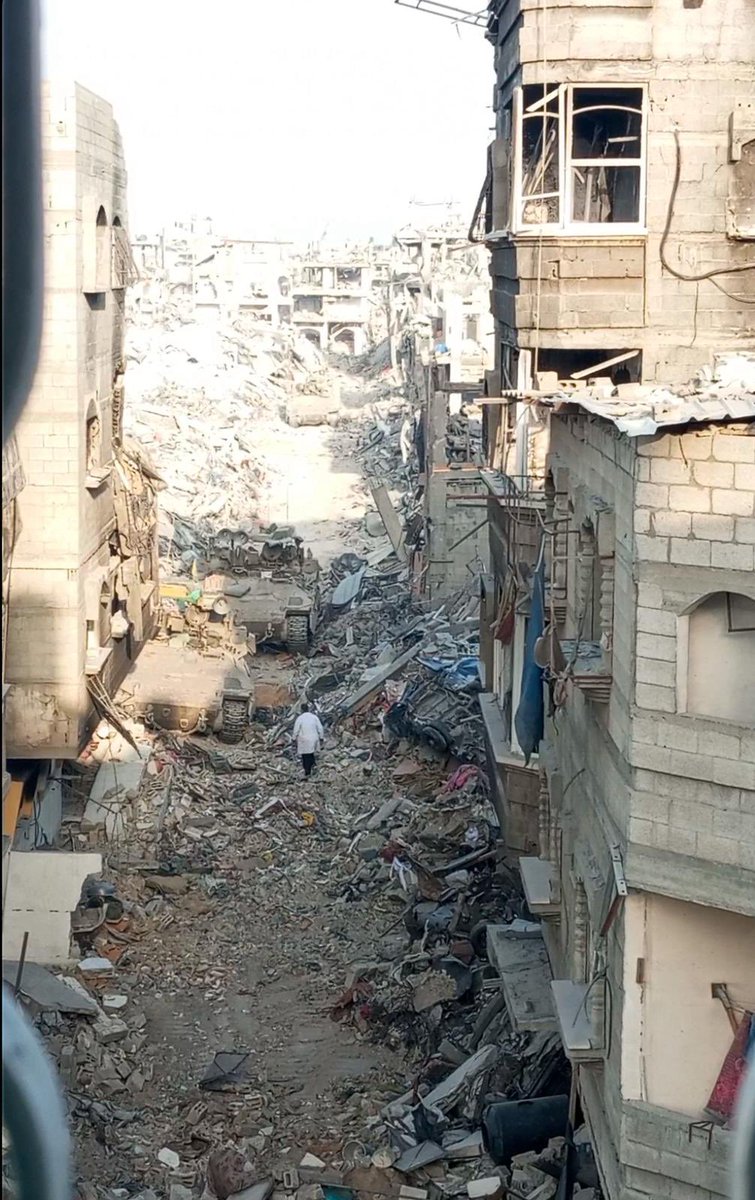 HussamAbuSafiya's tweet image. A year has passed since the detention of my father,
In this white coat, he walked alone amidst death, destruction, and in front of tanks—not because he was fearless, but because his oath and his humanity were greater than any fear. He refused to abandon the children and the…